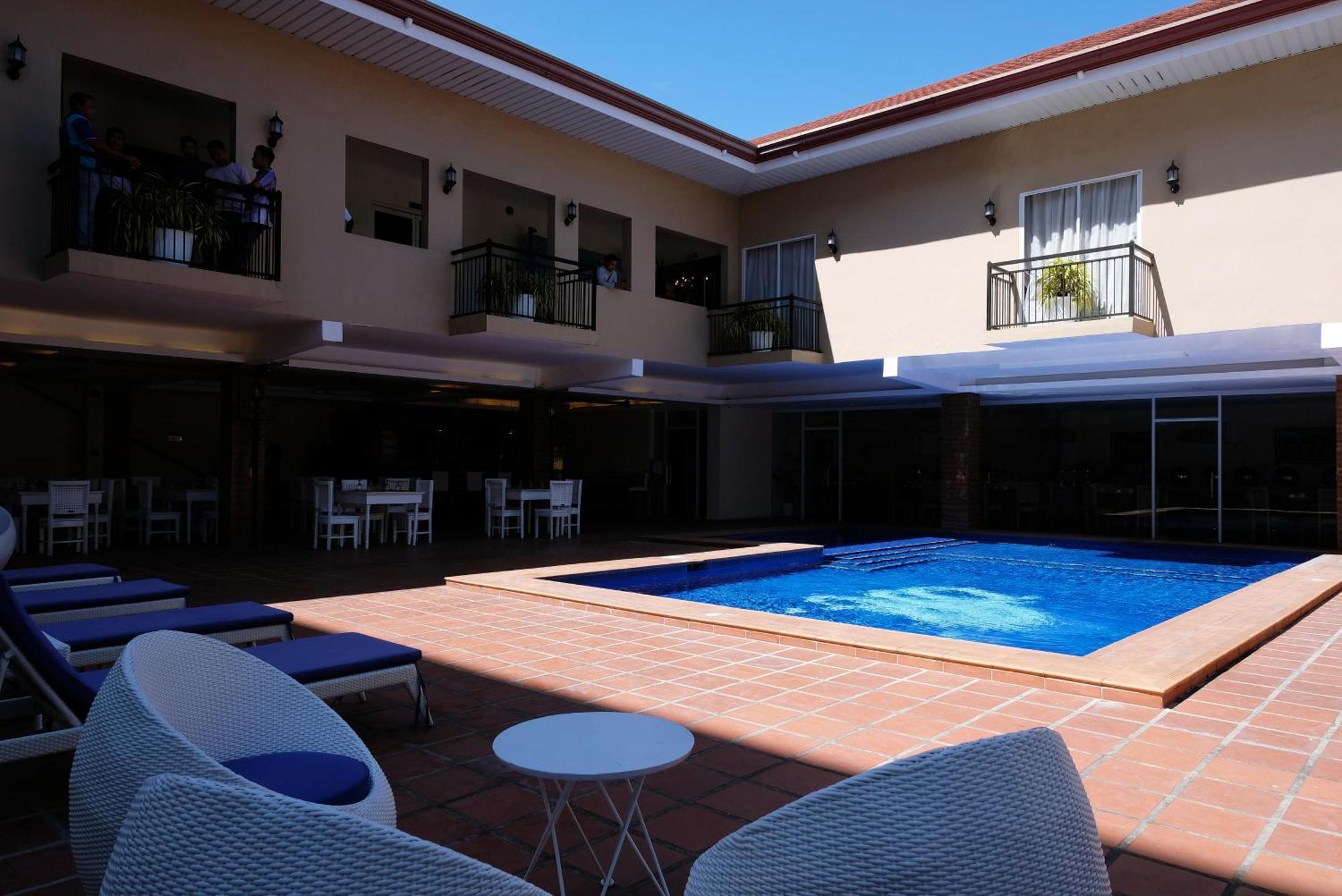 Sierra Hotel Dumaguete City Zewnętrze zdjęcie