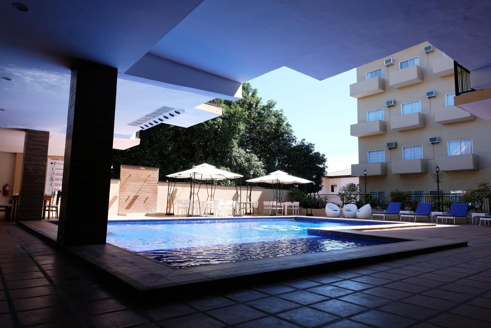 Sierra Hotel Dumaguete City Zewnętrze zdjęcie